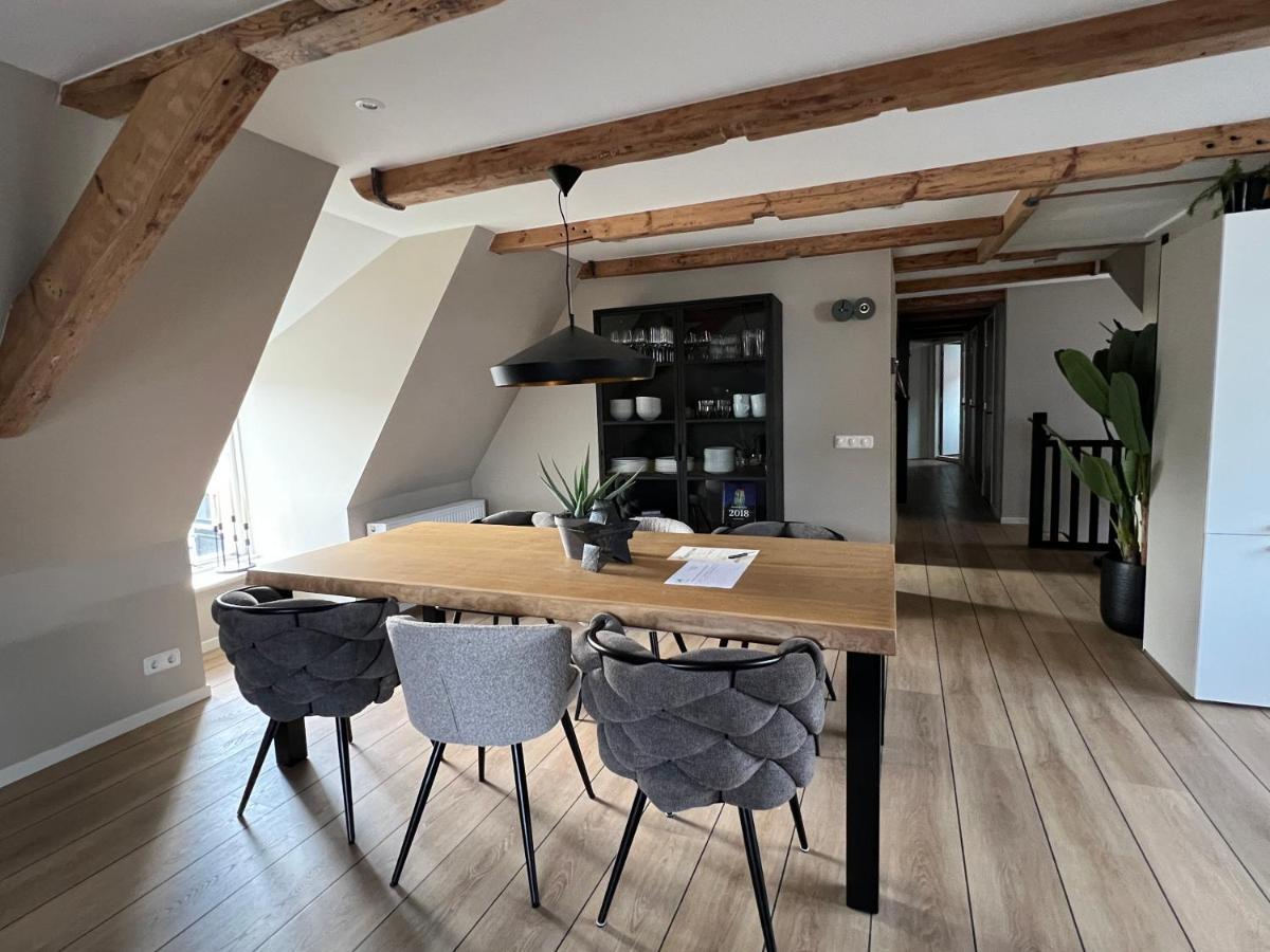 Stadslogies Het Leven Leeuwarden Bagian luar foto