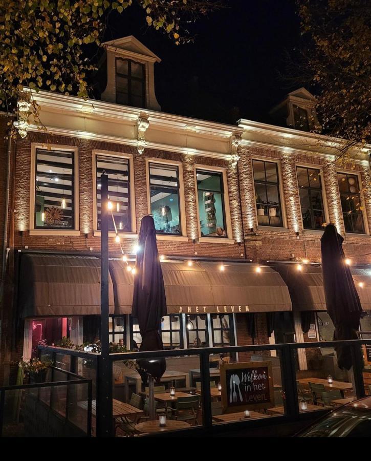Stadslogies Het Leven Leeuwarden Bagian luar foto